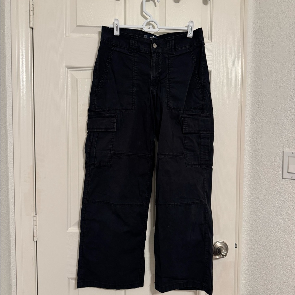 Hollister Dark Gray / Faded Black High-Rise Vintage Baggy Cargo Pants